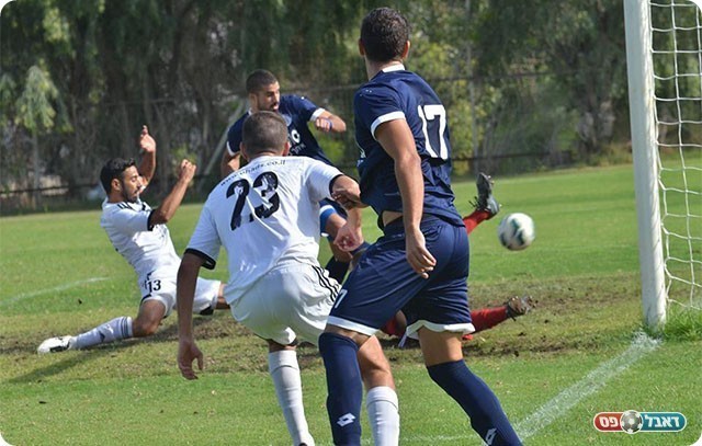 אהוד מערבי עם היתרון (אבי רביבו)